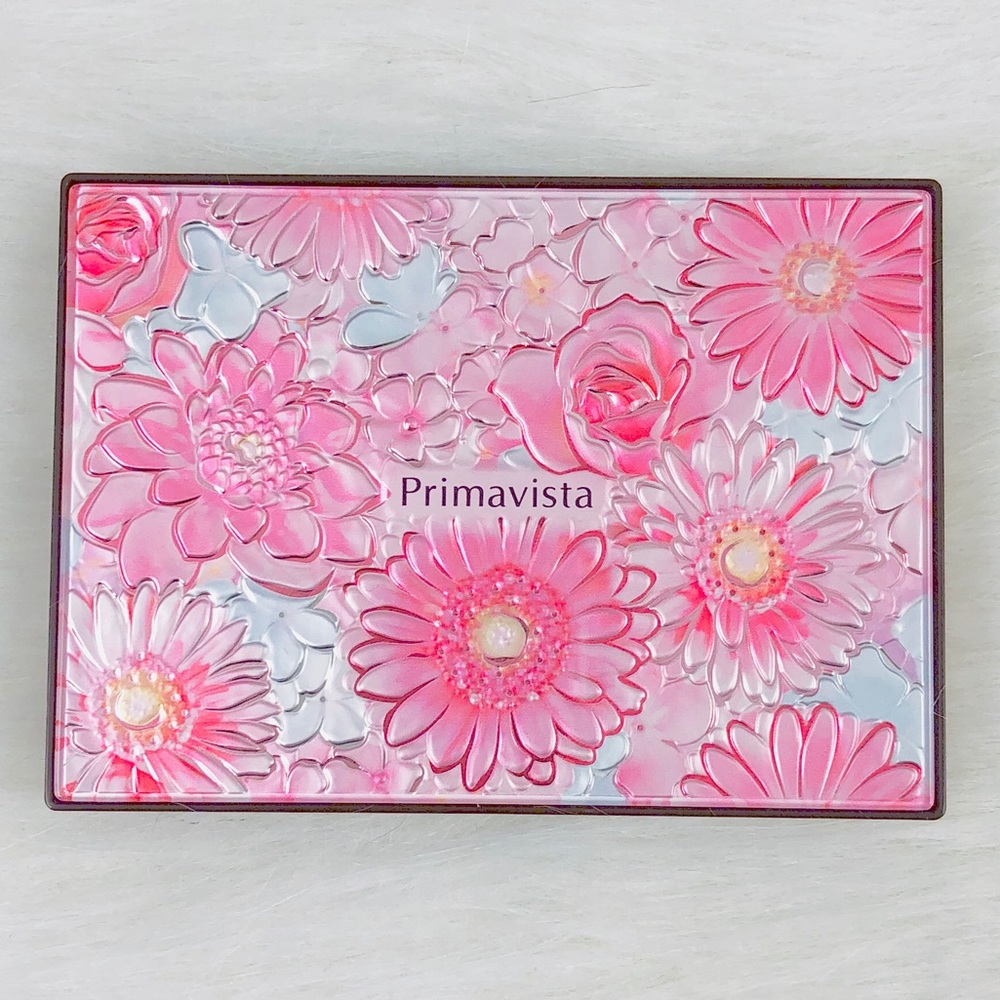 New! Limited Edition Flower Powder Compact Case